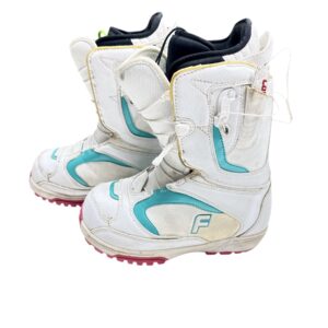 Lumelauasaapad tüdrukutele