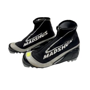 suusasaapad nr 42 NNN